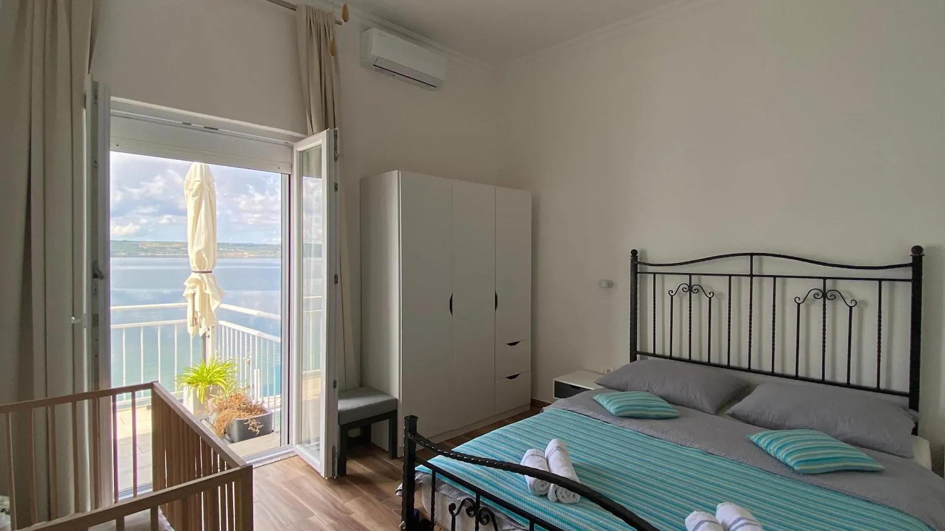 Holiday home Holiday Beach Apartment ,House Palmasol-1 Maslenica