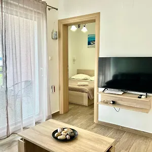 Nina Apartment